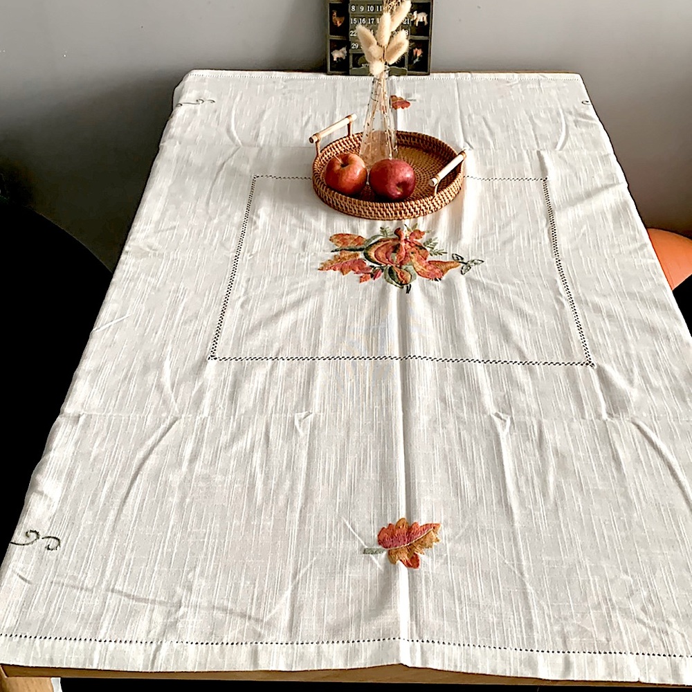 Gifts for Mom 🌸✨ Beautiful Embroidered Table Linen